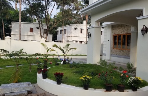 Thalassery Maison | 4 Bedroom colonial house near Kannur airport. 15 minutes drive from the airport.