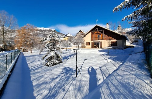 Villar-Saint-Pancrace Chalet De Ski | Maison Familiale sud Avec Grand Jardin, Internet Fibre, Proche Station