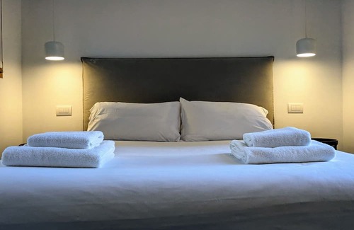 Navigli Appartement | Modern gem with swimming pool and garage in the heart of Navigli | NABA/Bocconi