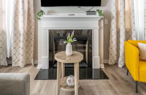 Charlotte Maison | Charming Retreat: Cozy & Stylish Home