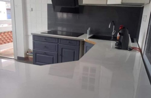 Tarbes Appartement | Apartment 'Evelyne' with Balcony, Wi-Fi and Air Conditioning