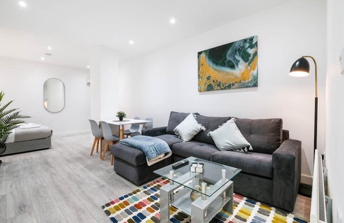 Corby Appartement | Mids NN Corporation St 04 - Corby Radio Apartment 04