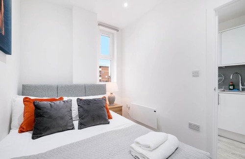 Corby Appartement | Mids NN Corporation St 04 - Corby Radio Apartment 04
