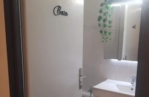 Toulouse West Appartement | Vrbo Property