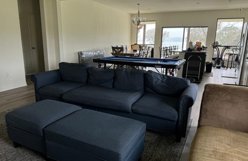 Eureka Maison | Cozy Home with Private Pool. Walking distance to a Marina. Your Relaxing Getaway