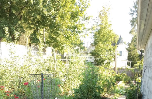 Nelsonville Maison | Village Home: West Point Graduation, Summer 2024. Hiking, Main St. Hudson River