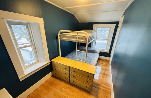Cavendish Maison | New England Cape - 10 Minutes from Okemo