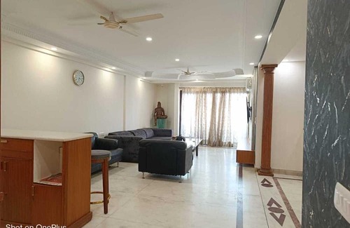 Delhi Appartement | BnBBuddy Connaught Place Elegant 3 BHK+Study