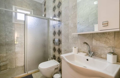 Avlana Maison | Greenery Home with Shared Pool in Marmaris