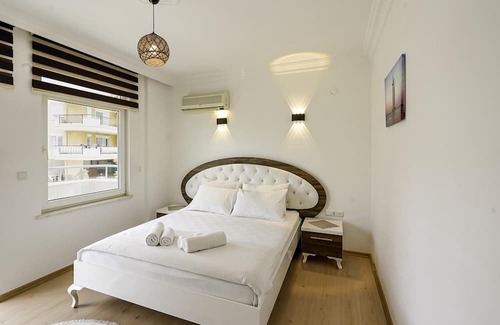 Tosmur Belediyesi Appartement | Roomy Flat With Pool in a Luxury Complex in Alanya