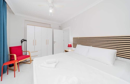 Altnkum Mahallesi Appartement | Cozy Flat w Garden 5 min to Beach in Antalya