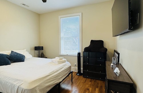 Roselawn Finance Maison | Big house newly remodel from top to bottom