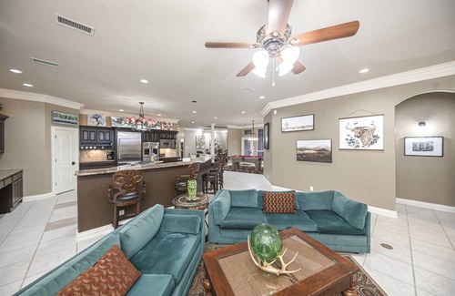 Midland Maison | Right At Home-Midland Chateau with sequestered loft and Billiards