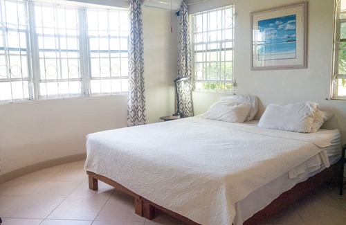 Nesfield Maison | Breezy Getaway with a View