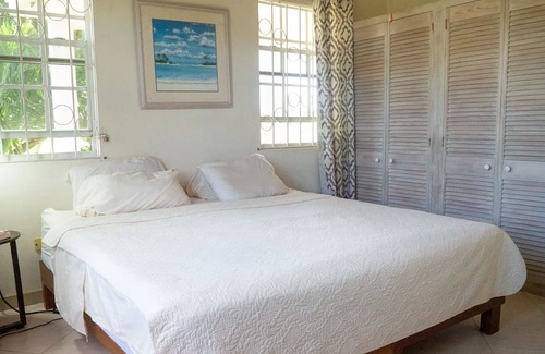 Nesfield Maison | Breezy Getaway with a View