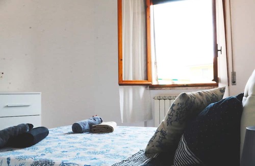 Le Grazie Appartement | Sail into Portovenere Home w Parking & Balcony