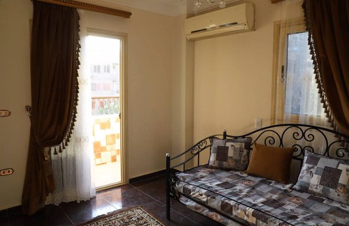 Al Duqqi Appartement | Full Luxury apartment for rent your Second home is here