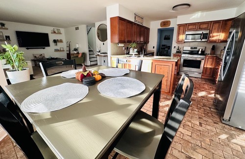Grenloch Maison | Lakefront Getaway/Private Yard/Amazing Views