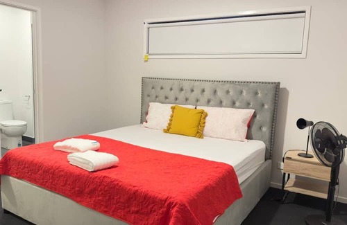 Manor Lakes Maison | Home in Wyndham Vale Manor Lakes Melbourne