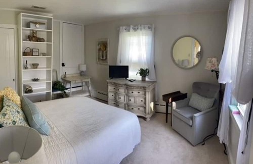 Darlington Autre | Old World Charm that will sleep 6