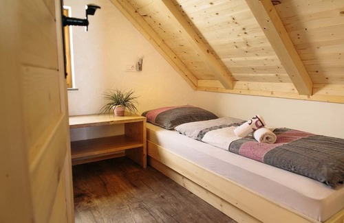 Bohinjska Cesnjica Maison | Ferienhaus Jereka am Fluss