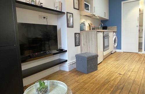 Dreux Appartement | Dreux #6 - Charming studio under the roof