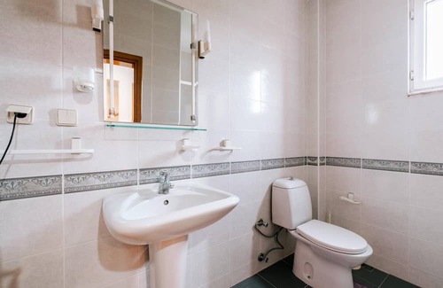 Southern Marmara Maison | House with Garden and Balcony in Kartepe