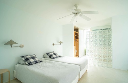 Indian Wells Maison | Luminous William Cody designed Home