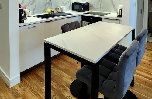Centar Appartement | Diamond Residences 10th fl. Lux Apt. w/ City view and Free Parking