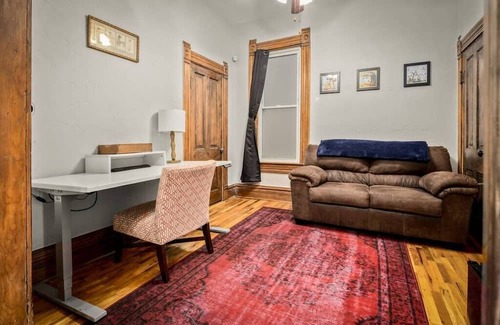 Whittier Maison | Victorian Escape, 3BR/2BA 30+Day, Whittier
