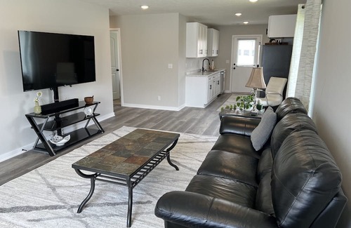 Fremont Maison | 2 bed, 1 office near Splash Station, Lakes, and Midland University
