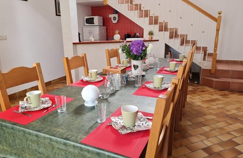 Cravant Lit Et Petit-Déjeuner | Guestroom Cravant, studio flat, 3 persons