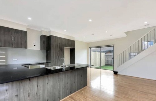 Broadmeadows Maison | Entire two bedroom townhouse