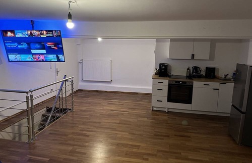 Sossenheim Appartement | 2-Zimmer Wohnung mit Gym + Office