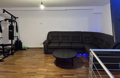 Sossenheim Appartement | 2-Zimmer Wohnung mit Gym + Office