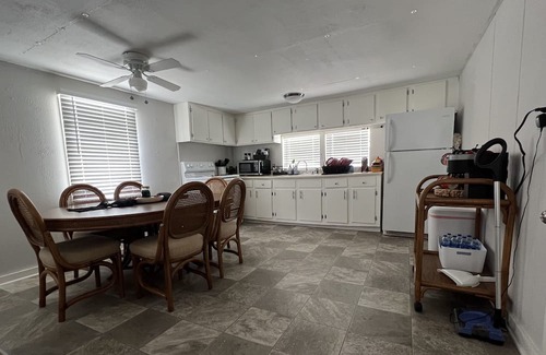Voss Maison | Lake Life Rentals Runaway Place @ O.H. Ivie - About 2 miles from boat ramps.