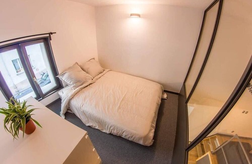 Serin Appartement | Joli loft atypique - Métro Valmy