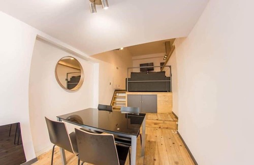 Serin Appartement | Joli loft atypique - Métro Valmy