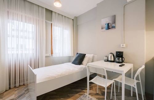 Bakırkoy Appartement | Studio with a Sea View Balcony in Bakirkoy
