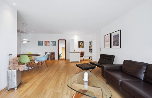 Boeblingen Appartement | Artistic 2BR Apartment "TULIP" I Netflix I Parking I Home office I Balcony