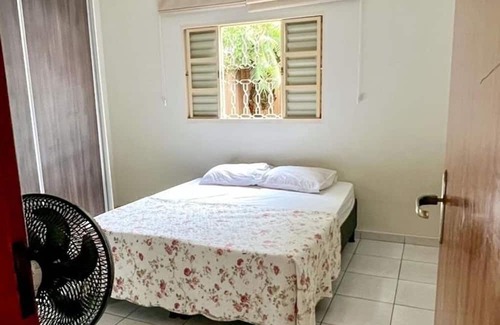 Granada Maison | Casa Confortável , Ampla , Segura, 4 Quartos, 3 Banheiros