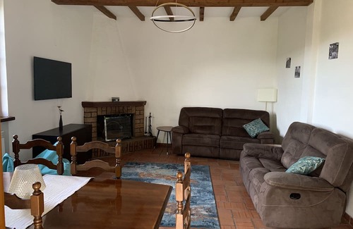 Vernasca Appartement | Large spacious pet-friendly apartment in the heart of the countryside.
