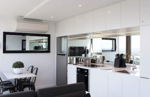 Flemington Appartement | Luxurious Flemington with Stunning Racecourse View