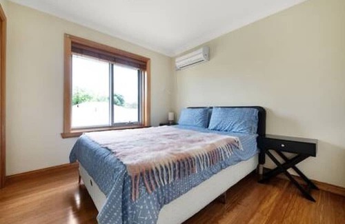 Melbourne Appartement | Fly Around Town in Pocket Rocket