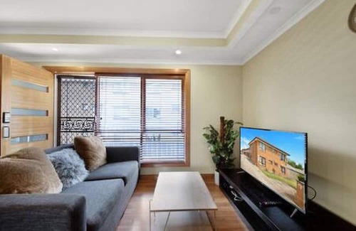 Melbourne Appartement | Fly Around Town in Pocket Rocket