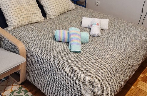 San Lazaro y Otero Appartement | Pequeño Apartamento con Wifi Lado Palacio Deportes. Próximo Salidas Autopista