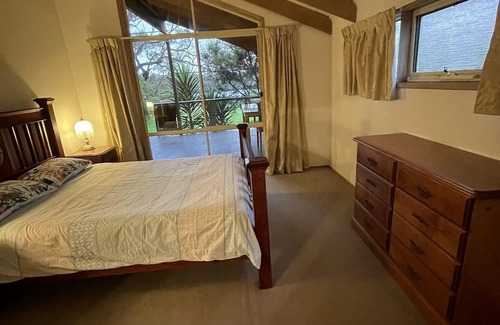 Cannons Creek Maison | Water front direct water access