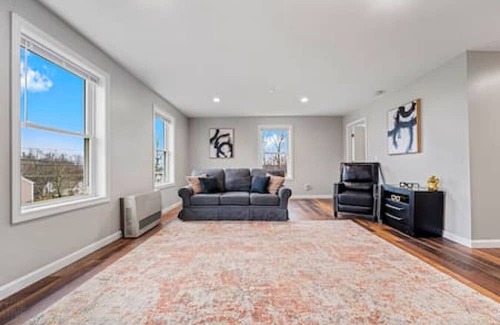 Gorham Appartement | Stylish 1BD Getaway | Wi-fi | Long Term Available