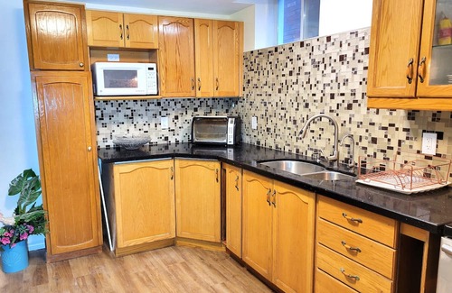 Waterloo Maison | Newly renovated spacious basement room with separate entrance