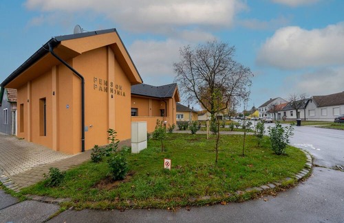 Parndorf Appartement | Superior double room with terrace - sunny Pannonia